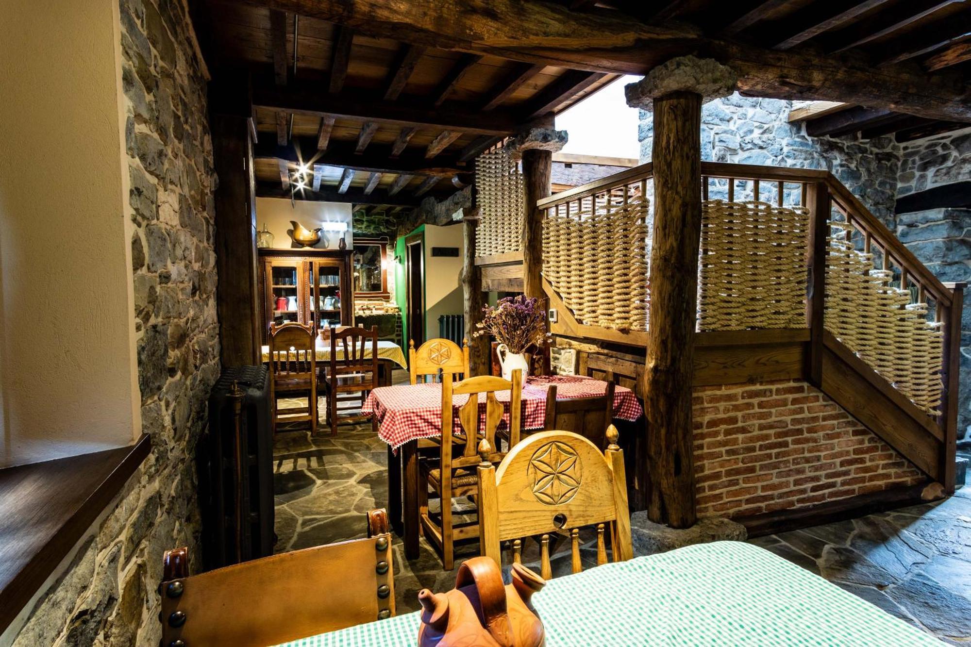 Casona De El Castaniu Otel Serrapio Dış mekan fotoğraf