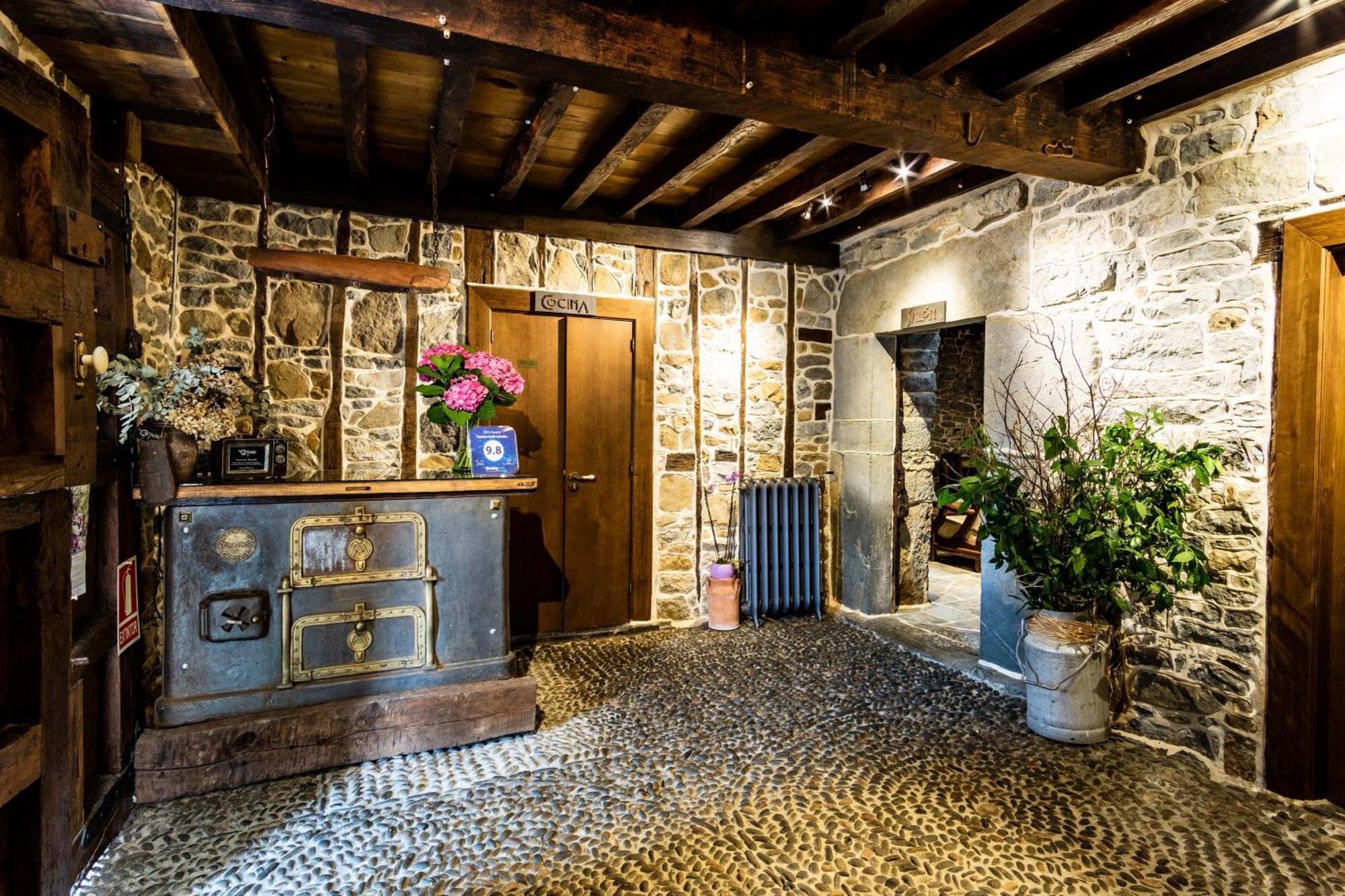 Casona De El Castaniu Otel Serrapio Dış mekan fotoğraf