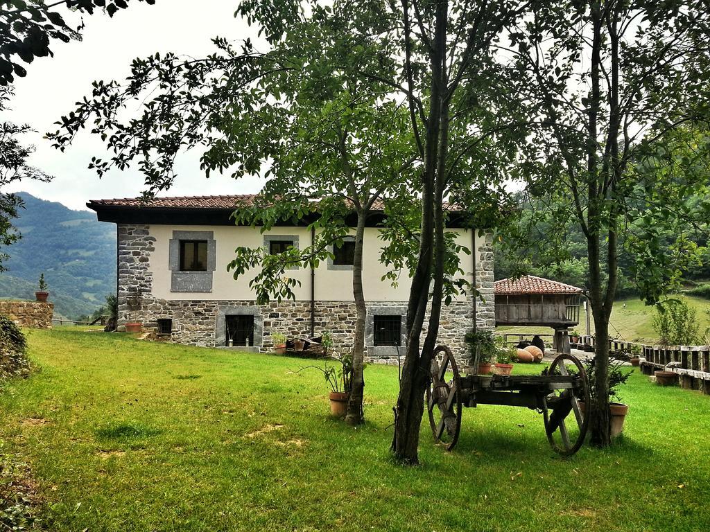 Casona De El Castaniu Otel Serrapio Dış mekan fotoğraf