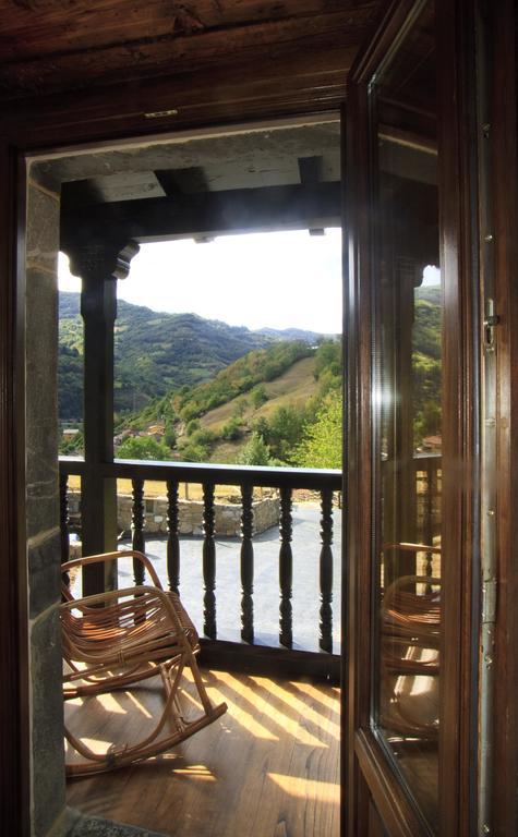 Casona De El Castaniu Otel Serrapio Oda fotoğraf
