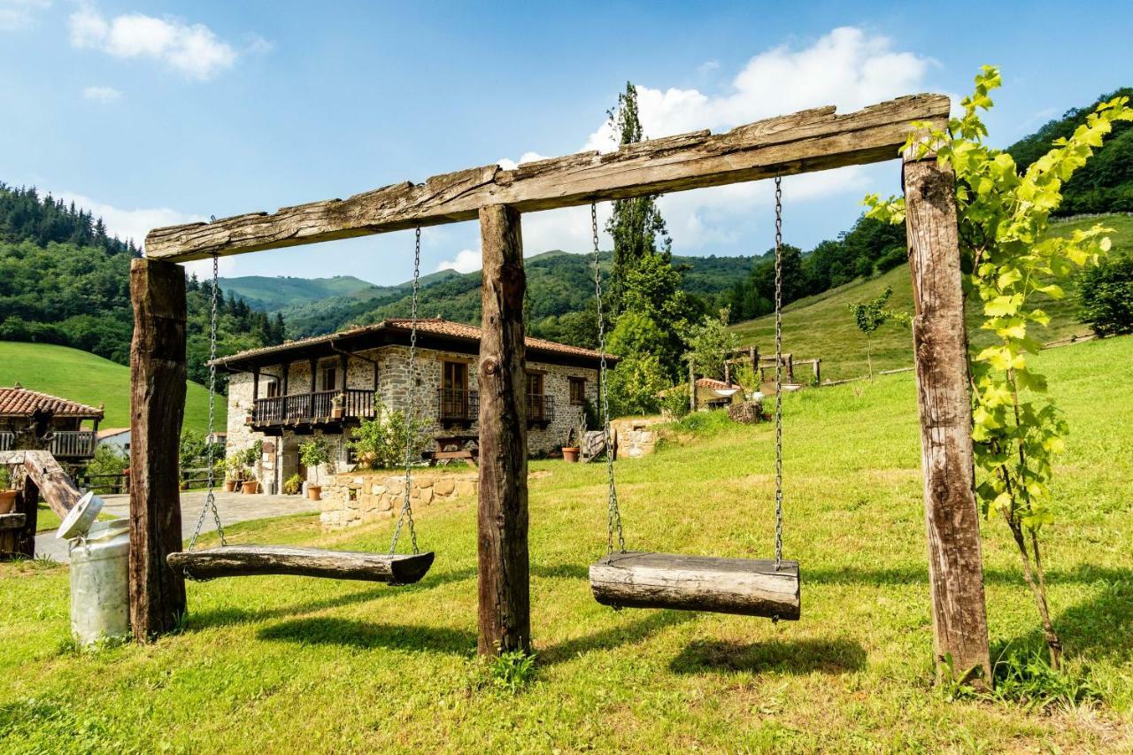 Casona De El Castaniu Otel Serrapio Dış mekan fotoğraf